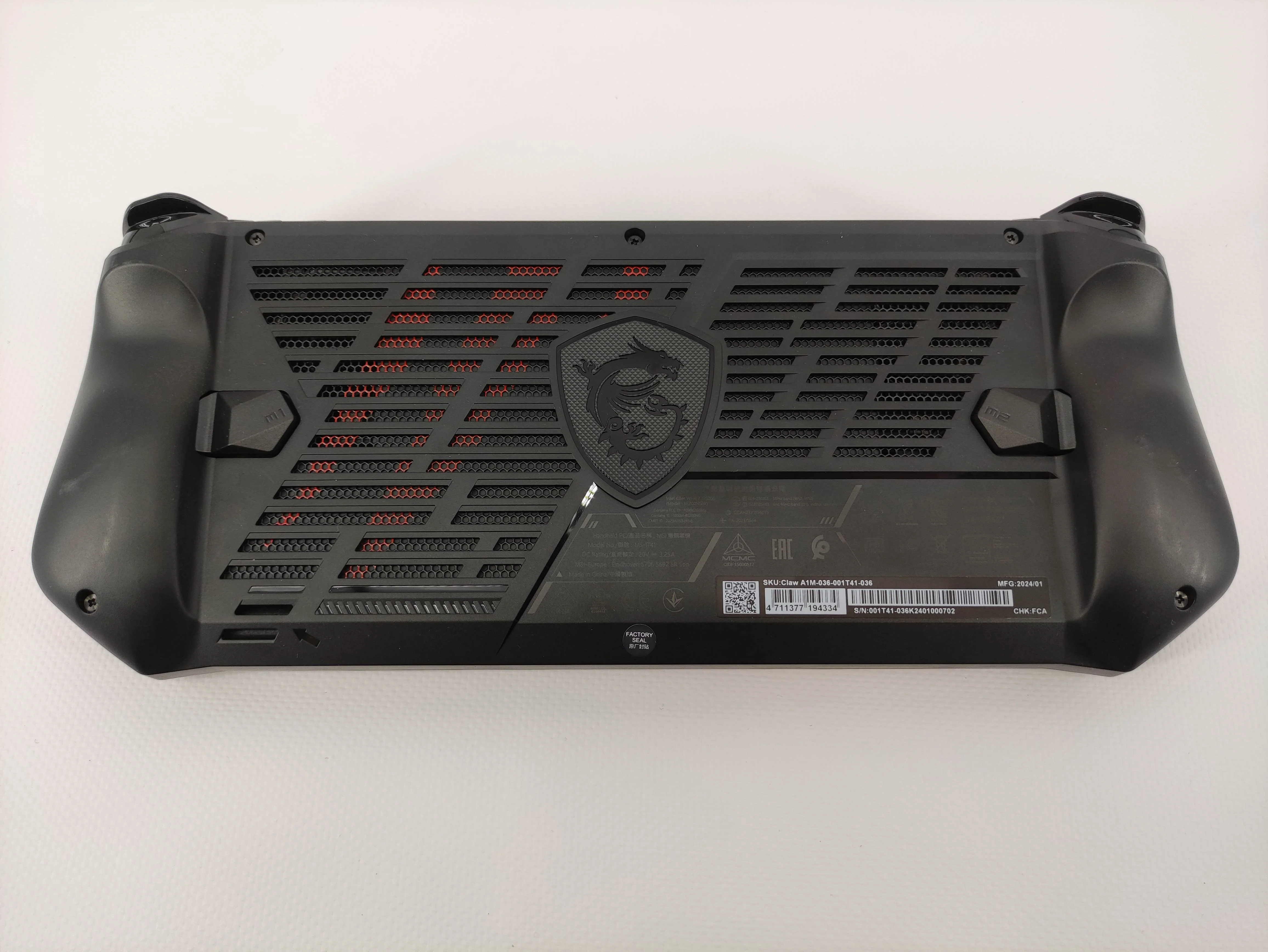 MSI Handheld PC Claw 7 AI+ A2VM-022IT - Refurbished - Image 3